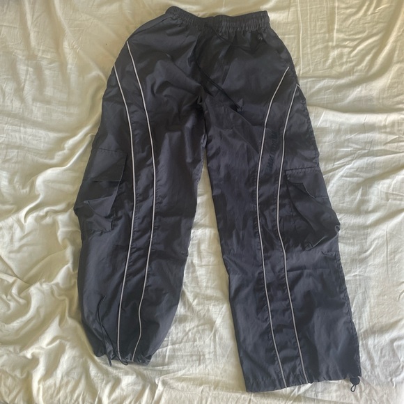 Black techwear joggers with silver detail - baggy fit - Picture 2 of 6